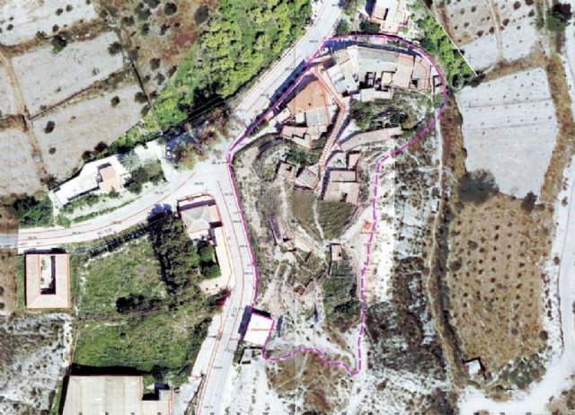 Obras Públicas proyecta la rehabilitación de las casas cueva del barrio de la Cruz de Albudeite y la creación de zonas verdes