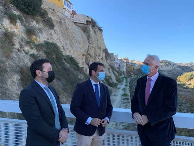 La Comunidad y el Ayuntamiento de Albudeite recuperarán y pondrán en valor la fachada fluvial del casco histórico para revitalizarlo