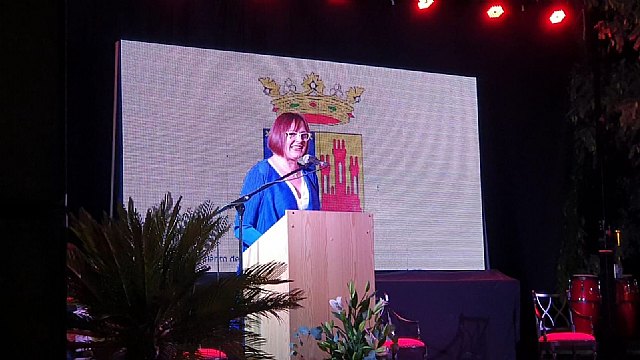 La vicepresidenta del Gobierno, Isabel Franco pregonó las fiestas patronales de Albudeite