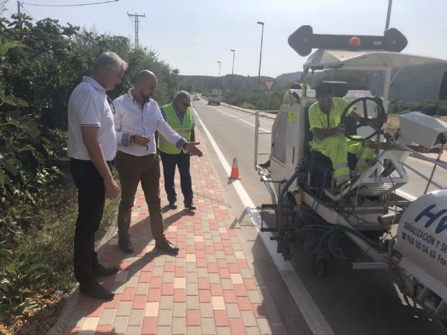 Fomento mejora la seguridad de cinco tramos de carreteras regionales en Albudeite, Campos del Río y Mula